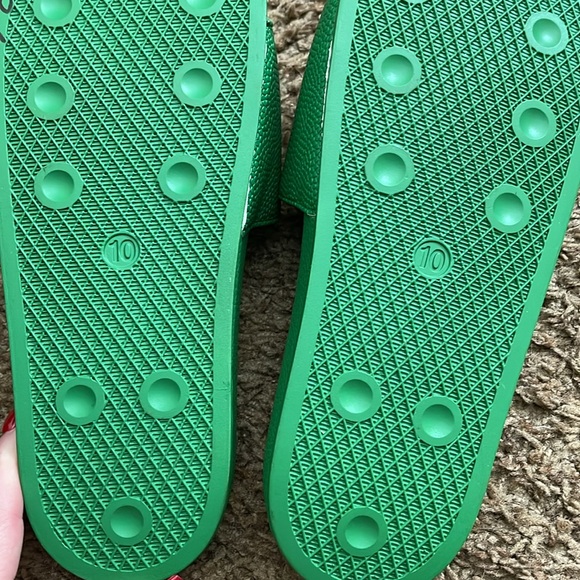 China Town Market NEW slides - Picture 3 of 3